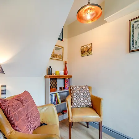 Barbers Bolthole Дом отдыха *